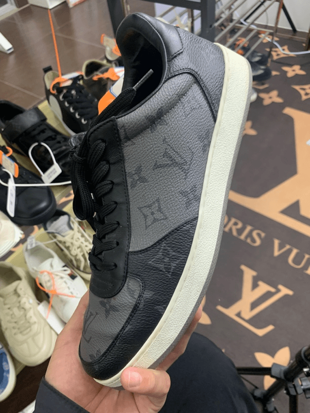 Lv 黑灰老花rivoli板鞋 40.5
