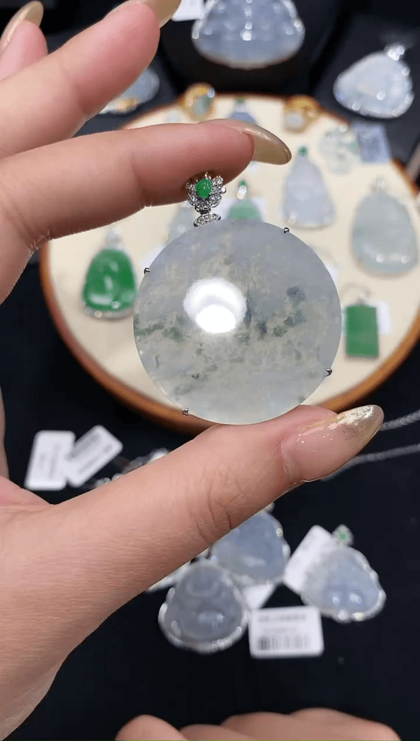 【闪购商品】翡翠吊坠(不含链)18K金镶嵌圆牌