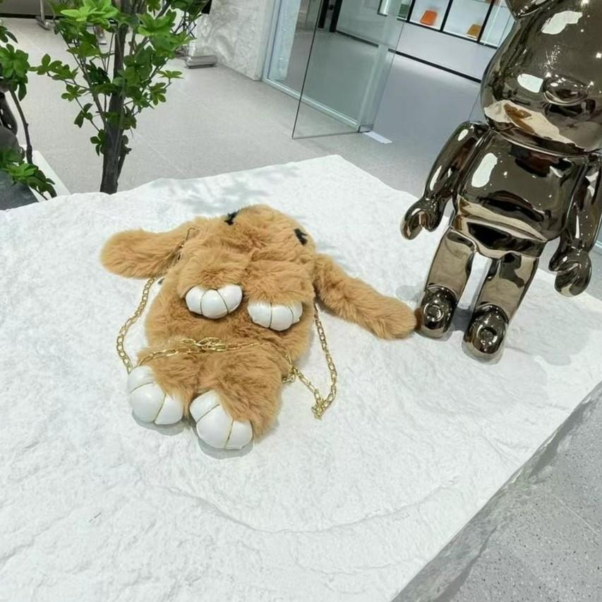 迪士尼联名新款毛绒兔子小包 ~挂包