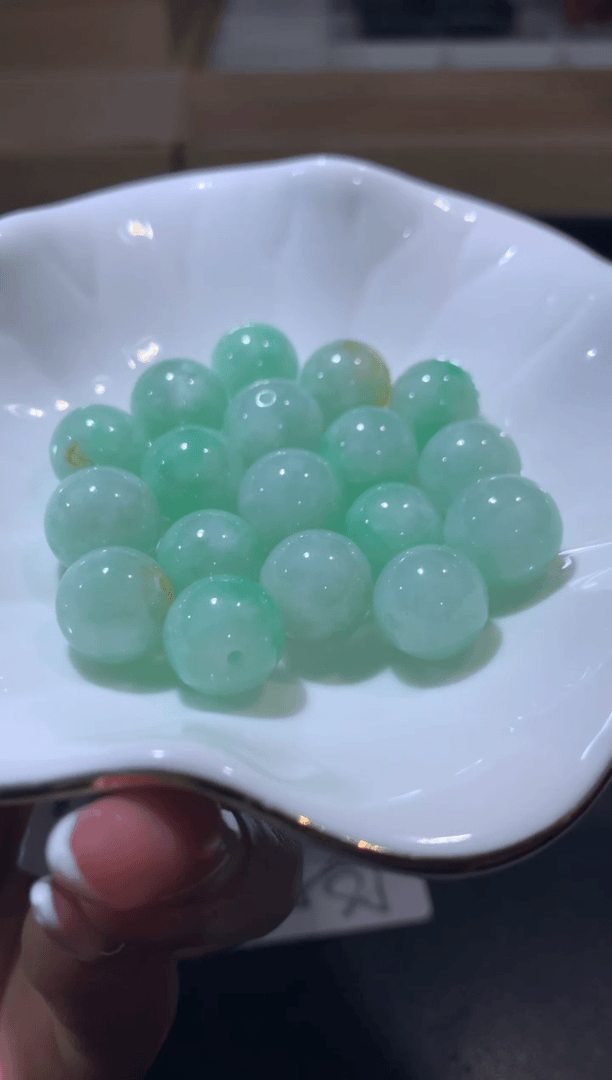 【闪购商品】定制翡翠未镶嵌1/多样性发货/一个