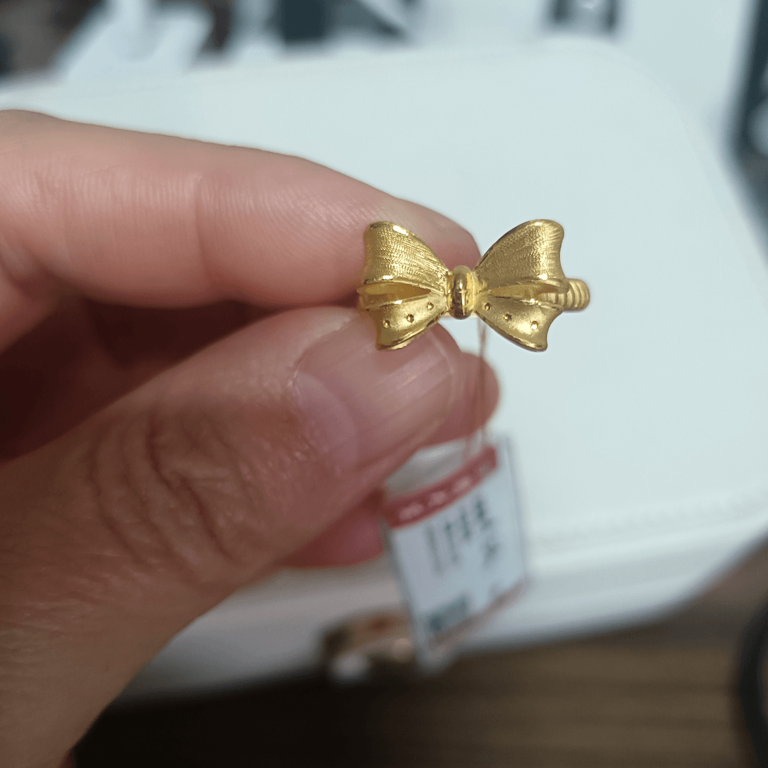 周大生足金蝴蝶戒指4.64克