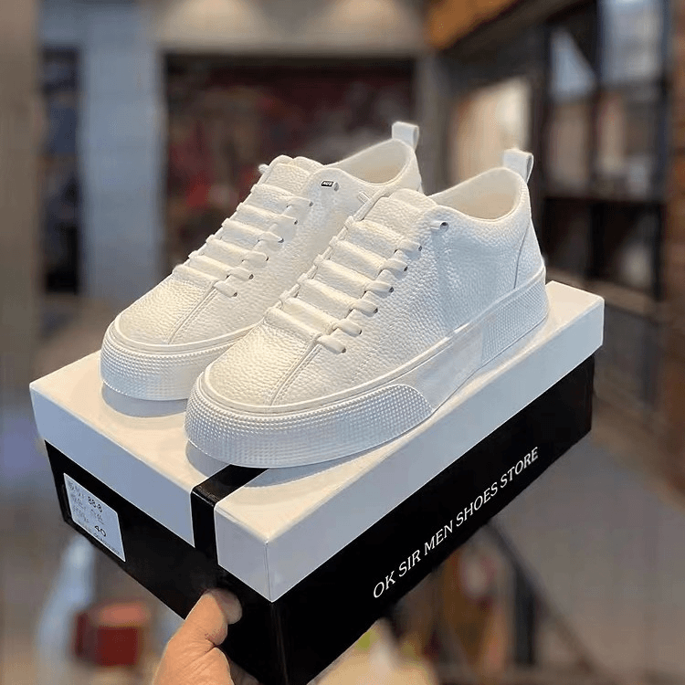 皮面男士小白鞋软底时尚休闲板鞋低帮厚底舒适运动鞋一脚蹬男鞋子