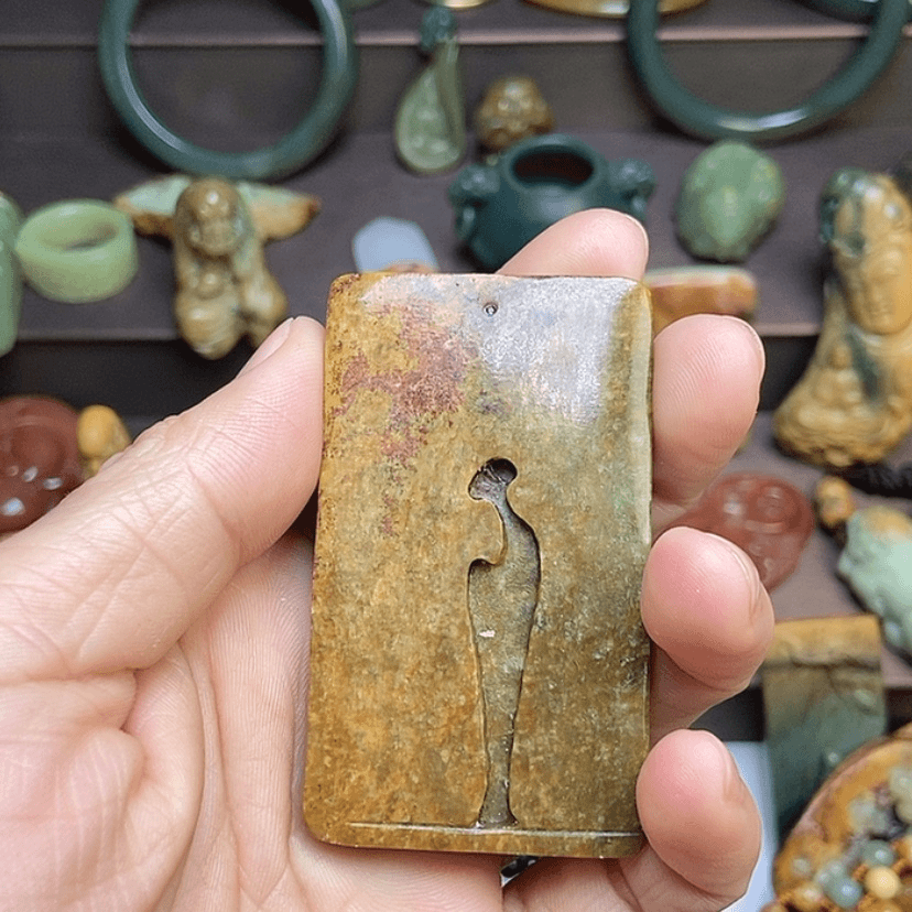 【闪购商品】岫岩河磨玉（透闪石质玉）颈饰未镶嵌