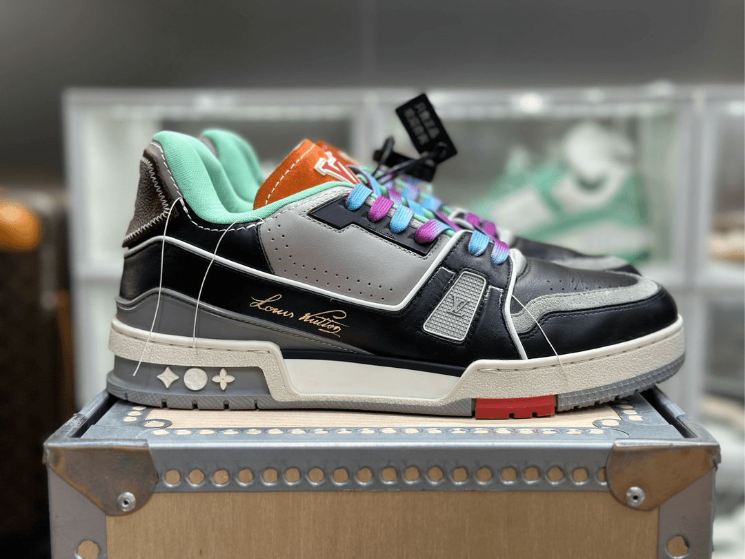 「99新」41.5码/LV Trainer 秀款黑水泥 鞋/原盒/公价28999/DY7417