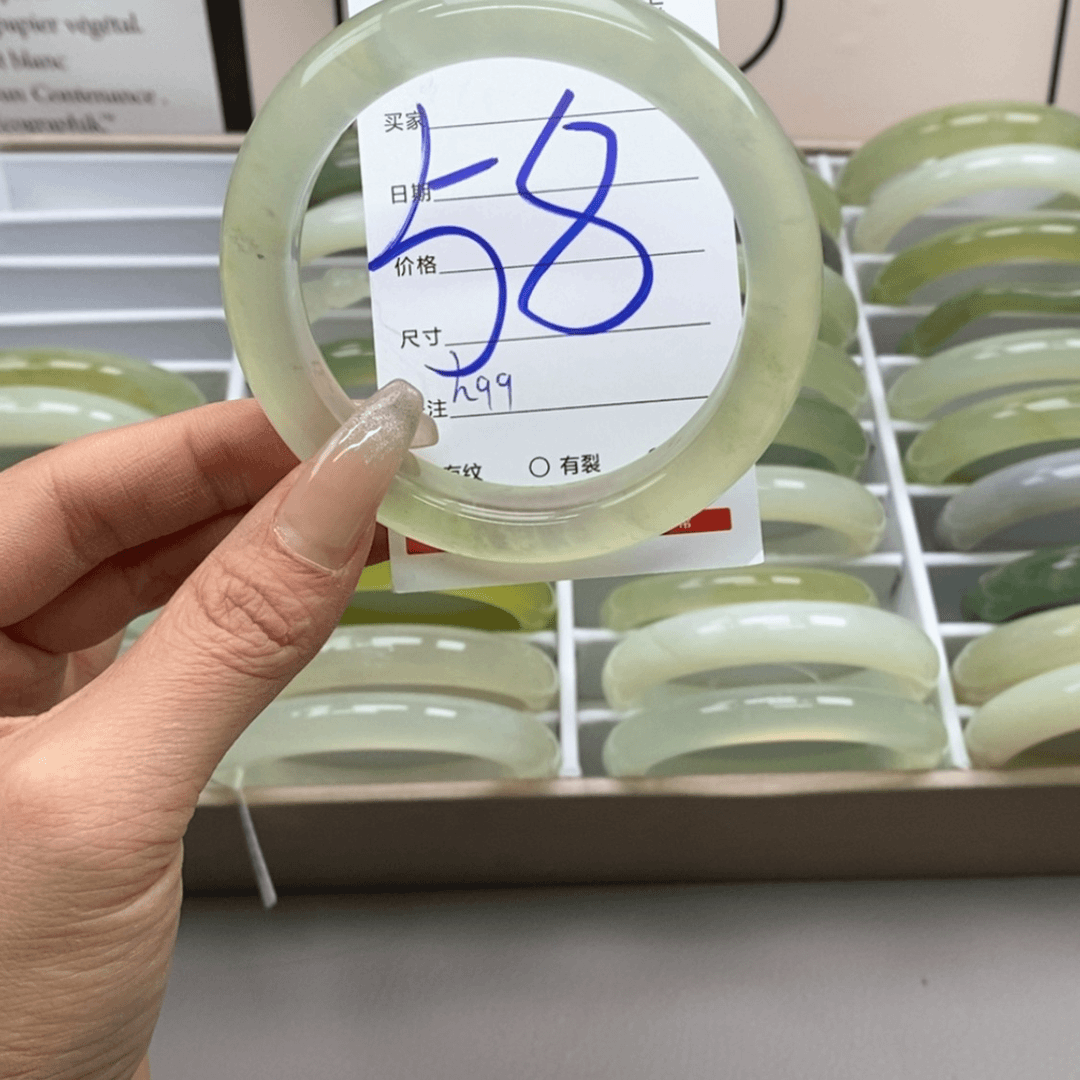 【闪购商品】岫玉手镯未镶嵌