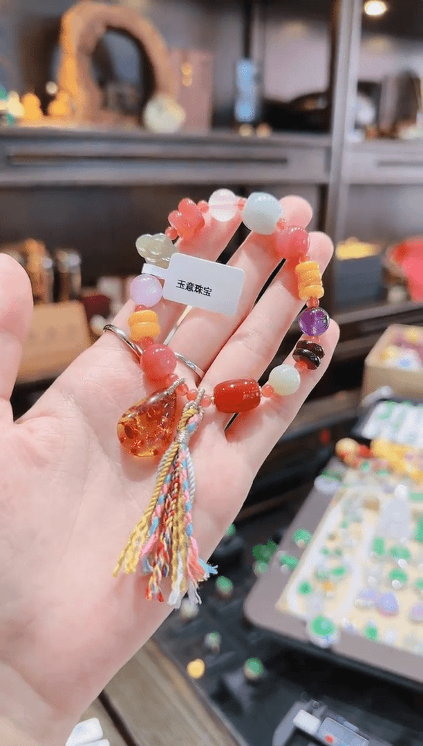 【闪购商品】南红玛瑙手串未镶嵌翡翠路路通花珀提溜冰红小多宝
