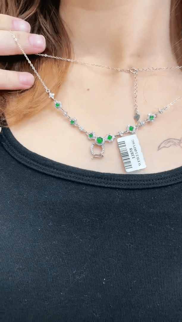 【闪购商品】翡翠项链银S925镶嵌13858天然翡翠A货项链多样性发