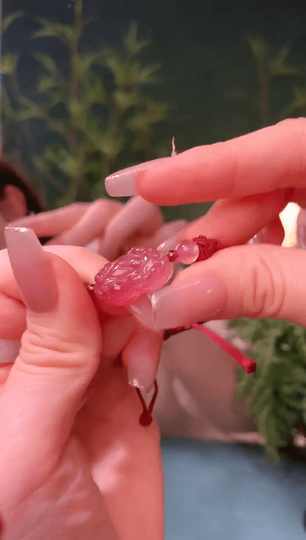 【闪购商品】石英质玉手链未镶嵌映红旌【手链】女V