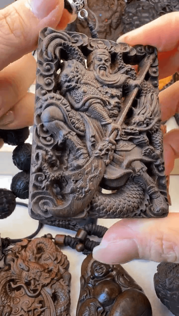 【闪购商品】香木75牌关二爷