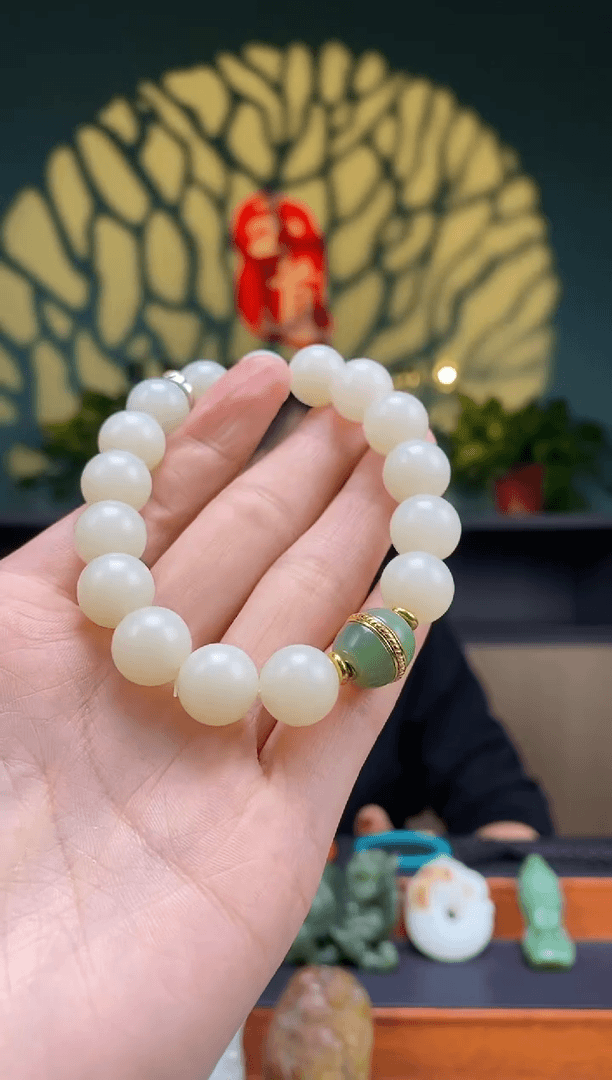【闪购商品】和田玉-未镶嵌12mm米达手串