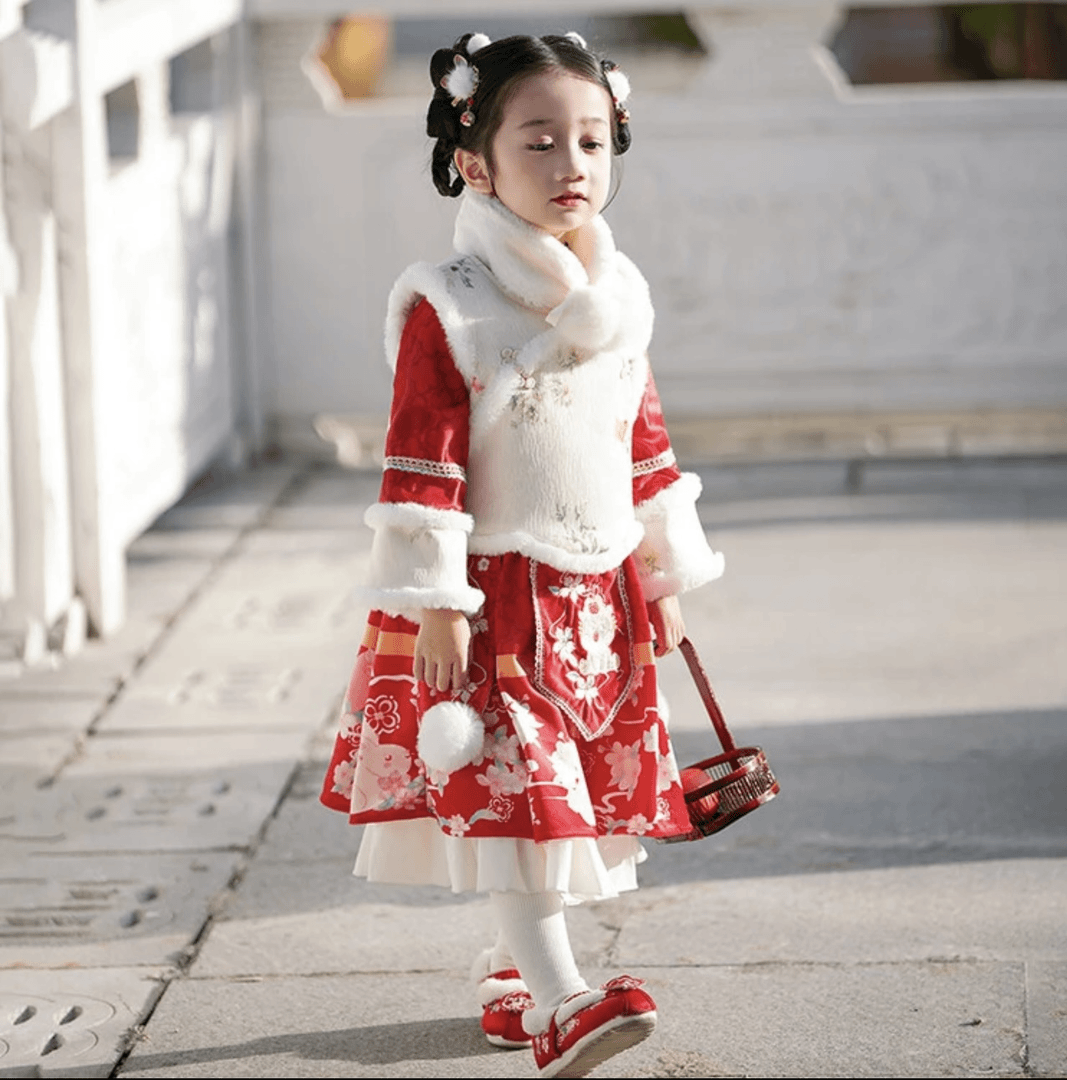 女童喜庆年服2024龙年拜年中国风汉服女宝宝冬季新款加绒连衣裙厚
