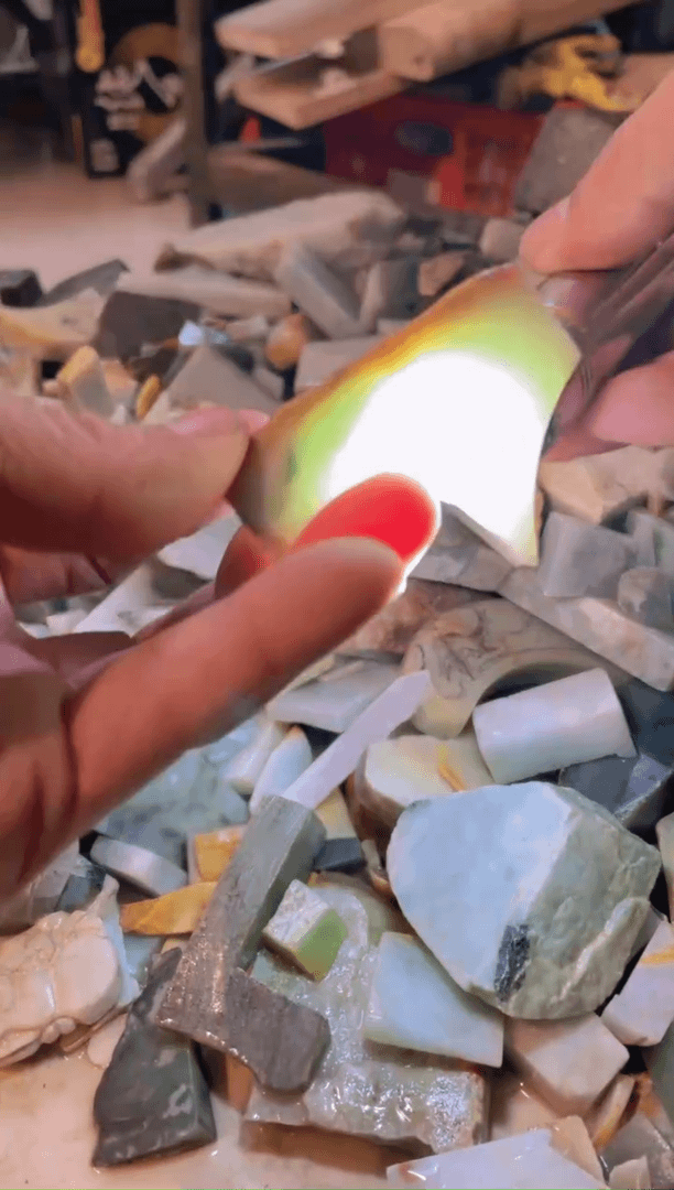 【闪购商品】翡翠颈饰未镶嵌翡翠珠宝8154