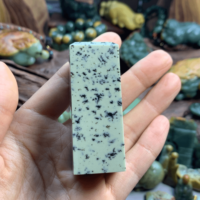 【闪购商品】透闪石质玉印章未镶嵌文*