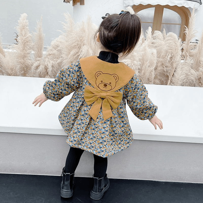 宝宝洋气罩衣外套秋冬新款儿童外穿加绒保暖反穿衣防脏四季通用