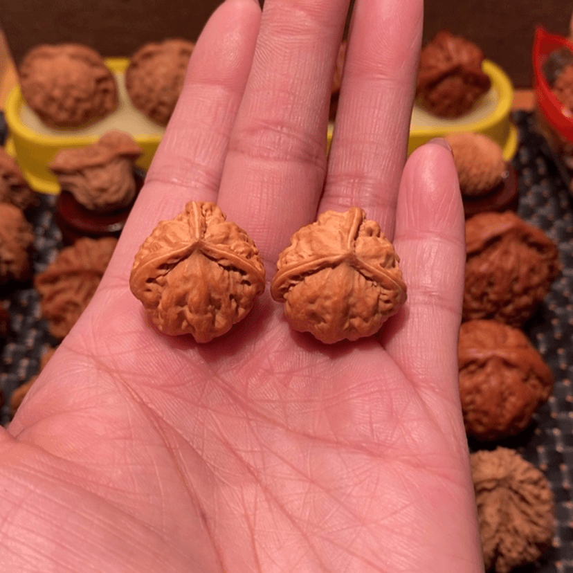 【闪购商品】文玩核桃吊坠墨*