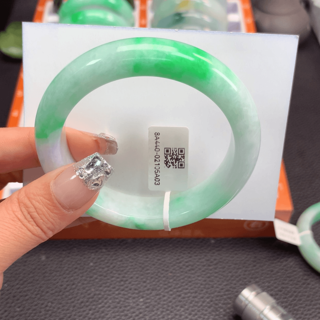 【闪购商品】翡翠手镯未镶嵌浅*