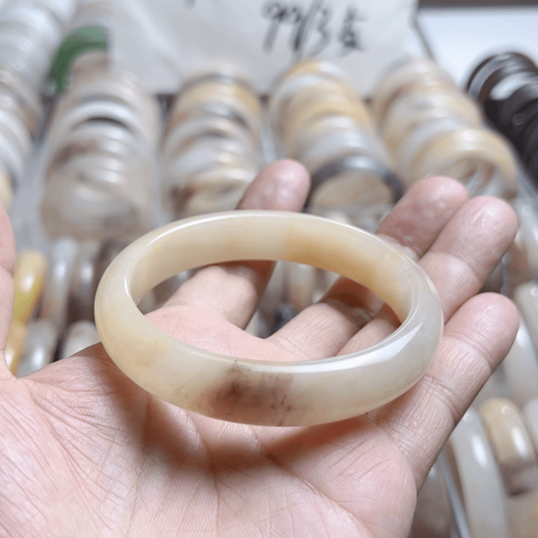 【闪购商品】石英质玉颈饰合金凝****婆