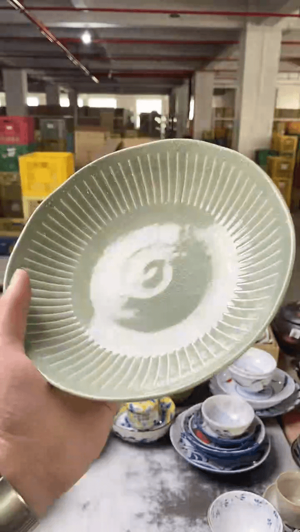 【闪购商品】陶瓷瓷片色釉撥水十草和軽8吋 粉引グリーン