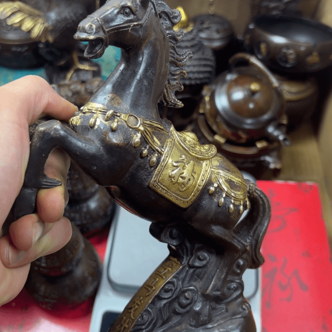 【闪购商品】黄铜。
