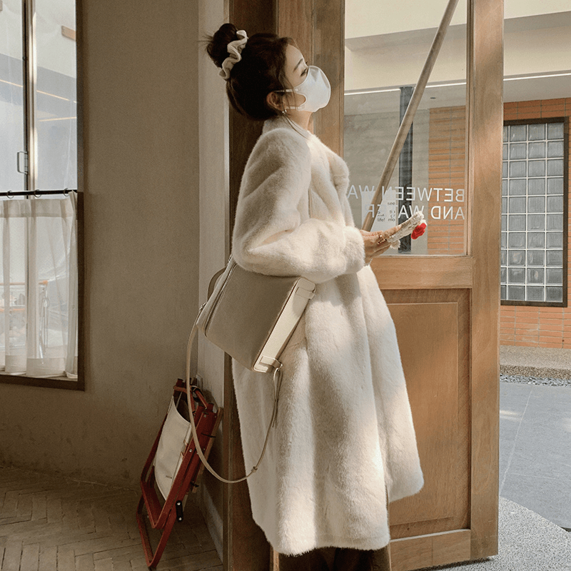 【谨一】米白色毛毛环保毛绒外套女冬新款毛绒中长款皮毛一体大衣