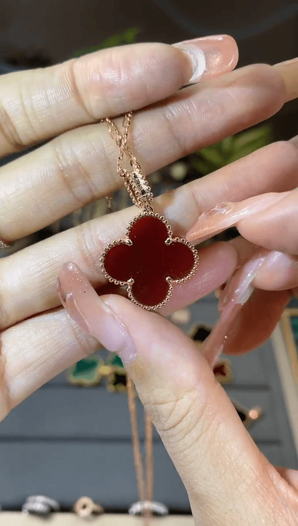 【闪购商品】玛瑙/玉髓吊坠(不含链)18K金镶嵌18K金玛瑙吊坠
