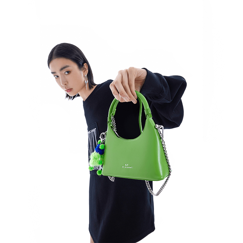 UZV2023年春夏新款斜挎包时尚链条包小众女包包