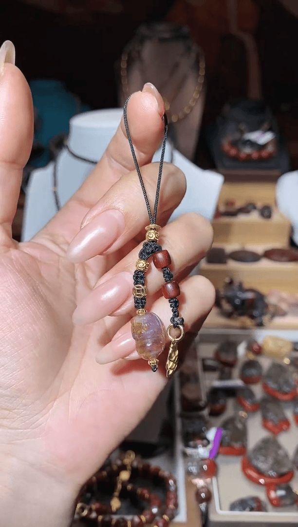 【闪购商品】水晶挂件未镶嵌极光紫钛