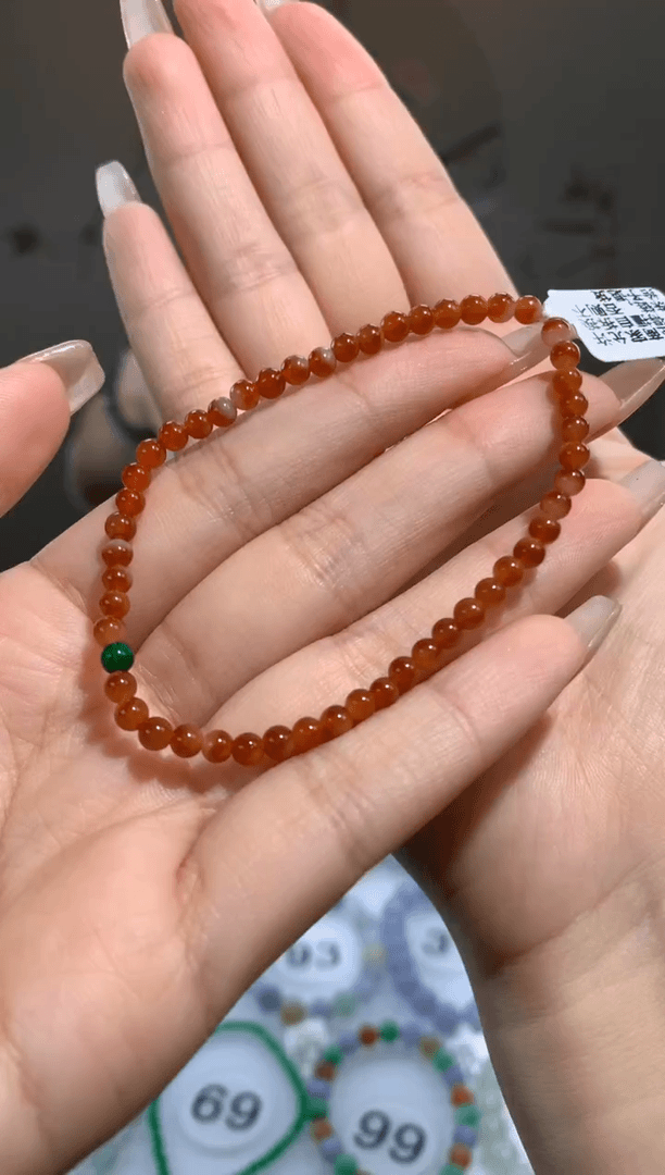 【闪购商品】翡翠手串未镶嵌卡3.7