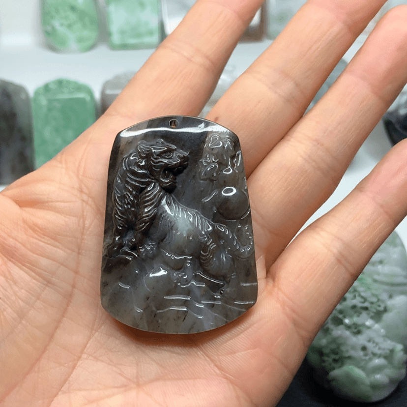 【闪购商品】独山玉吊坠未镶嵌峰****✔