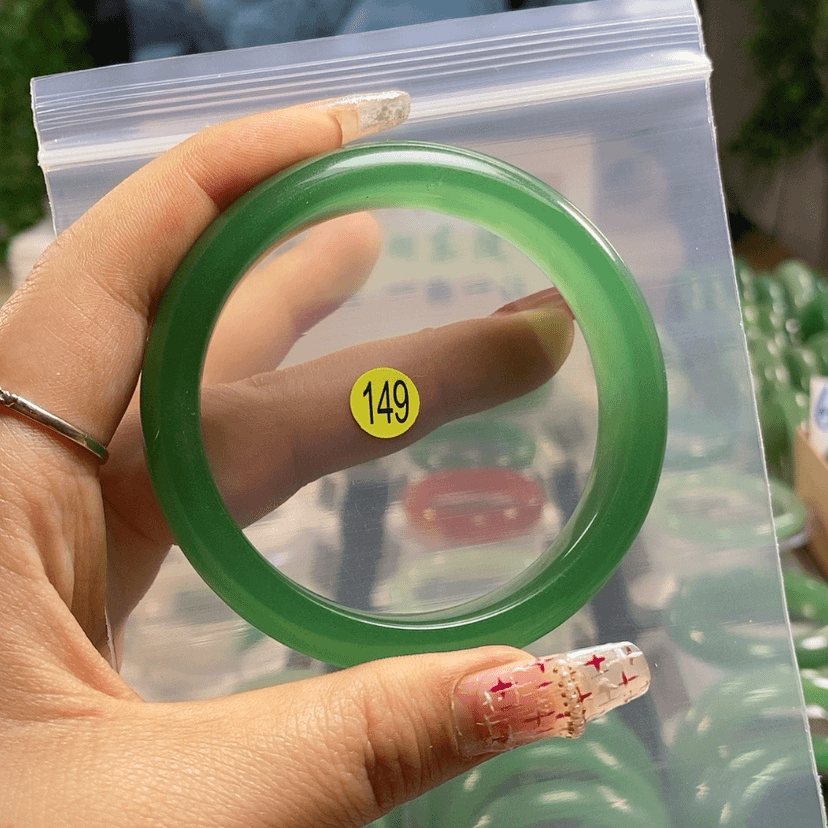 【闪购商品】石英质玉手镯未镶嵌就***?58