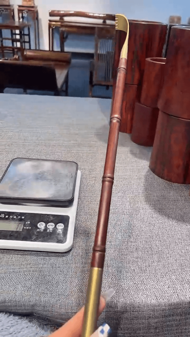 【闪购商品】红酸枝根雕挠