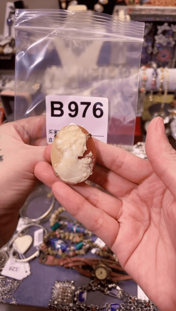 【闪购商品】琉璃颈饰B976