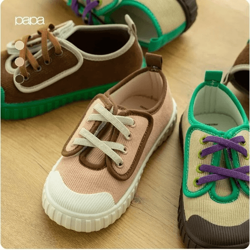 帆布鞋一双颜色尺码随机！