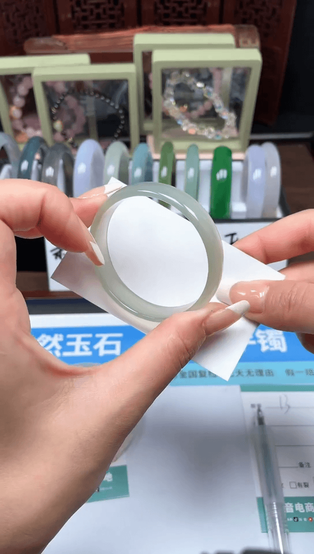 【闪购商品】石英质玉手镯未镶嵌13/49-50