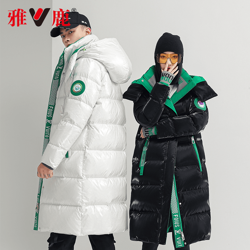 雅鹿时尚亮面男女同款羽绒服情侣款连帽长款过膝加厚保暖极寒外套