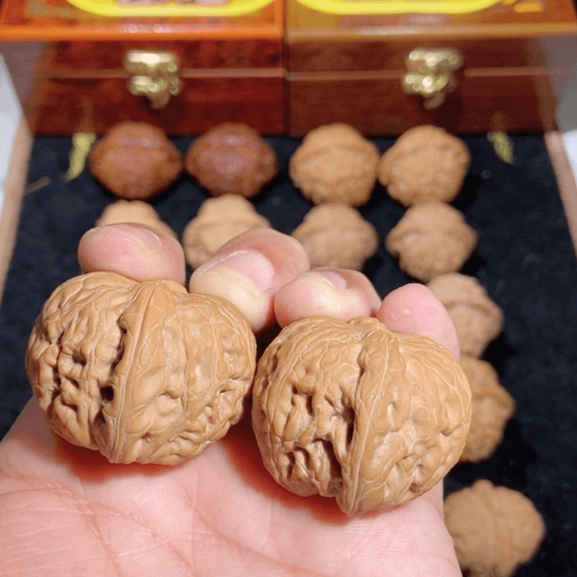 【闪购商品】文玩核桃吊坠K*猫