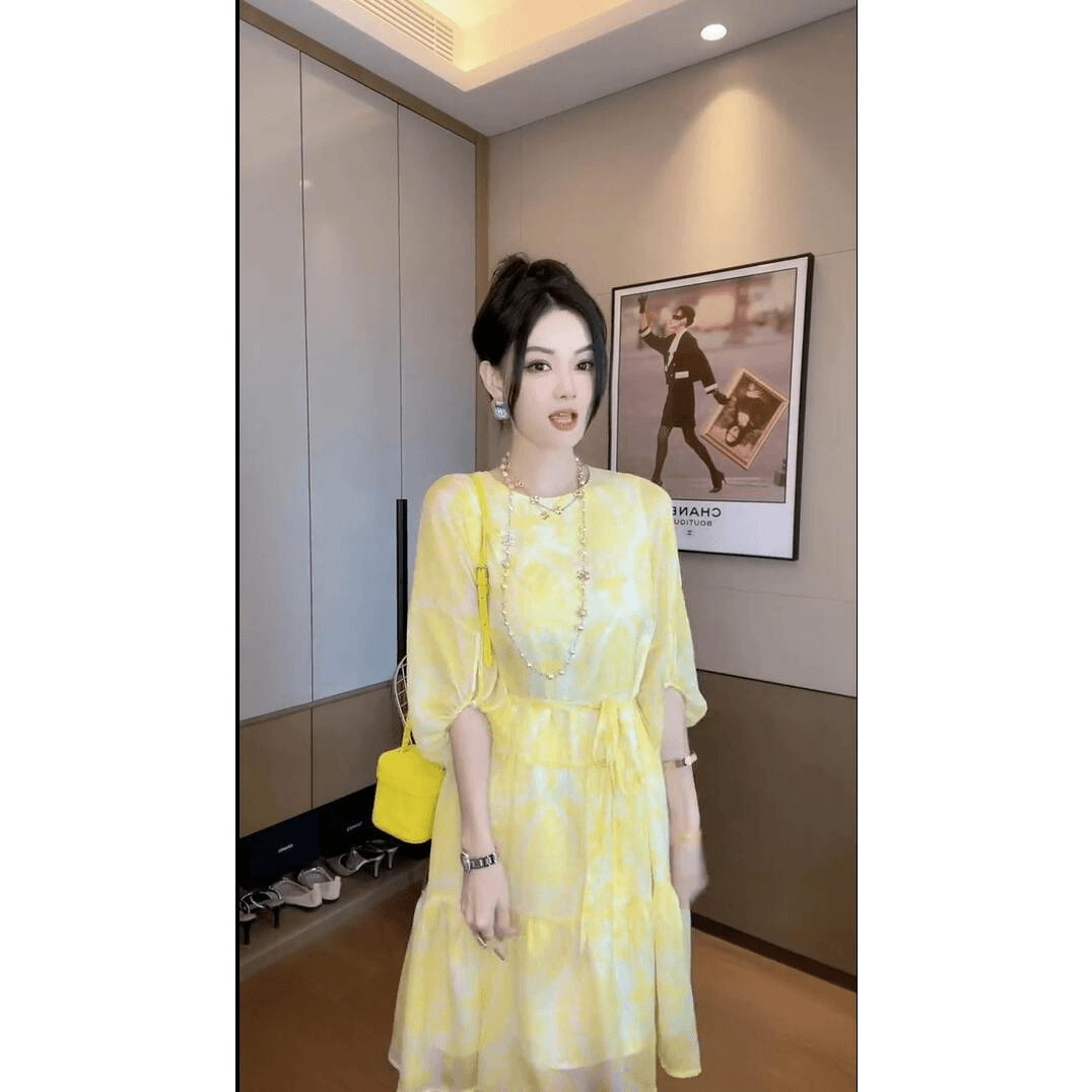 新中式国风2023春款新款圆领印花设计感时尚连衣裙女洋气百搭