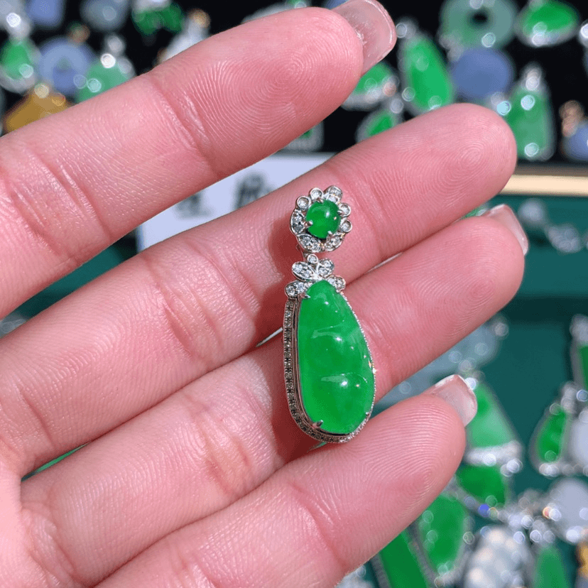 【闪购商品】翡翠天然a货翡翠18K金镶嵌孙***师