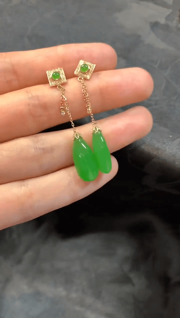 【闪购商品】和田玉耳坠18K金镶嵌1