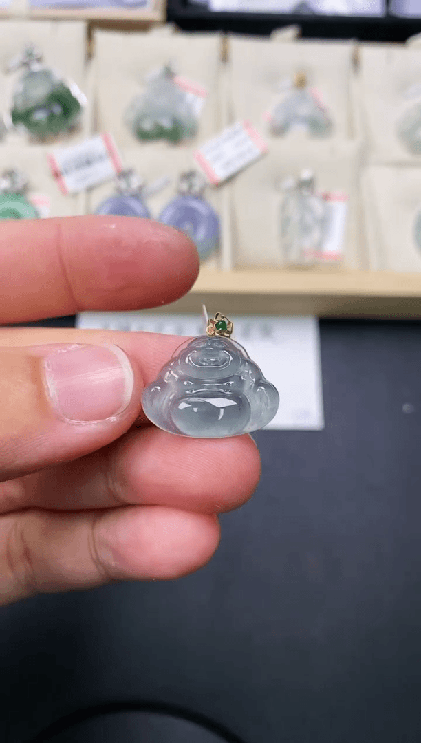 【闪购商品】翡翠颈饰18K金镶嵌天然翡翠A货吊坠赠皮绳