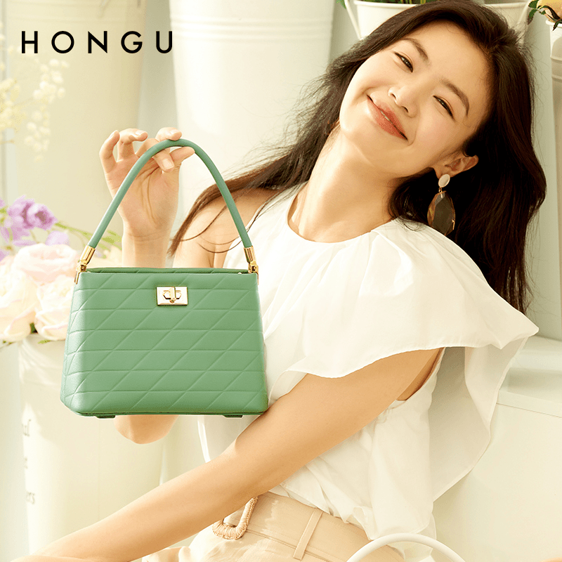 HONGU/红谷格纹压纹手提包单肩斜挎包女士轻奢真皮水桶包H5144712