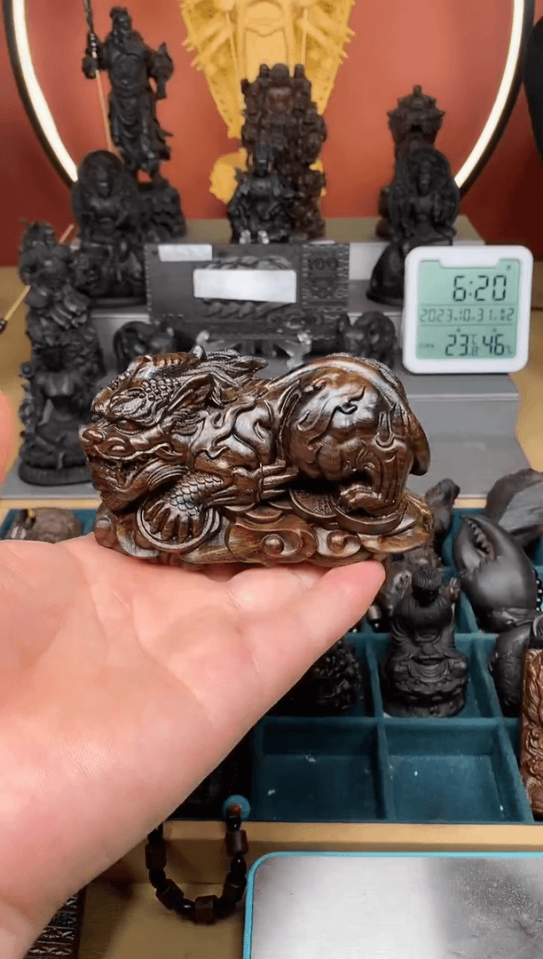 【闪购商品】雕刻木材大貔貅摆件