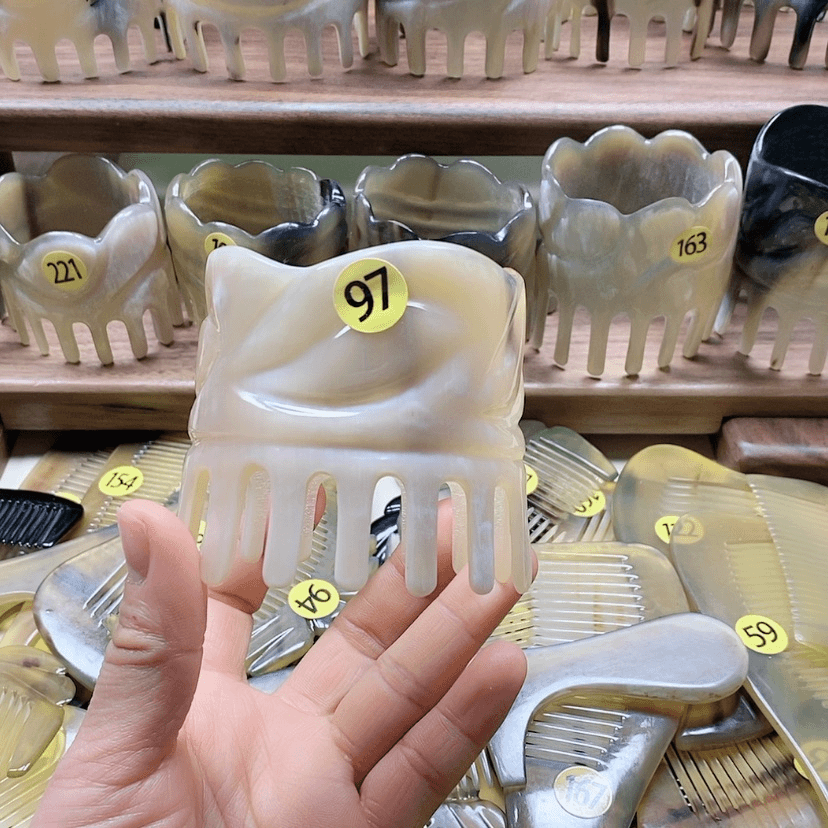 【闪购商品】牛角梳