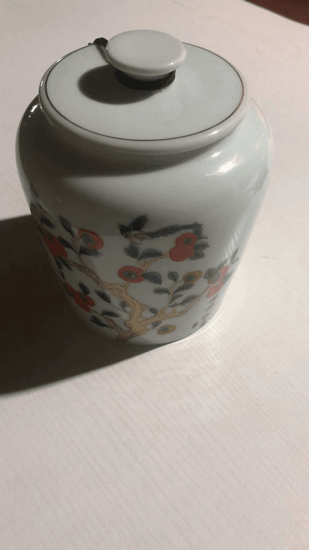 景德镇陶瓷天青釉山水茶叶罐