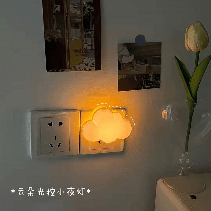 ins风可爱云朵插电式led床头小夜灯光控感应节能灯卧室夜用起夜灯