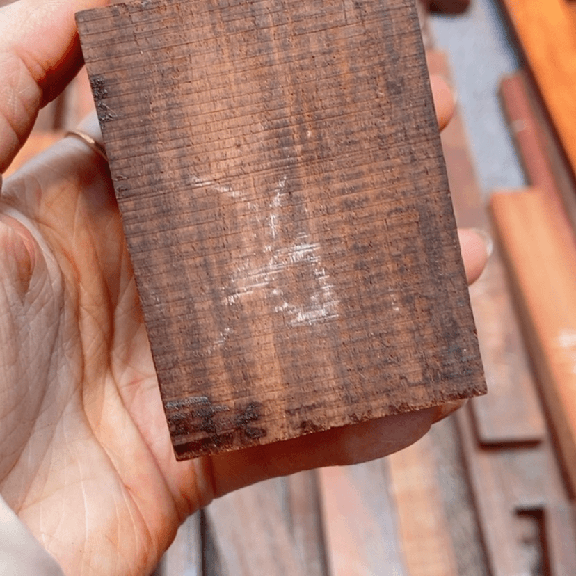 【闪购商品】檀木托*欧原料