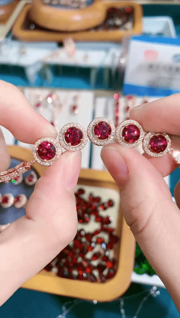 【闪购商品】石榴石手链银S925镶嵌天然镁铝