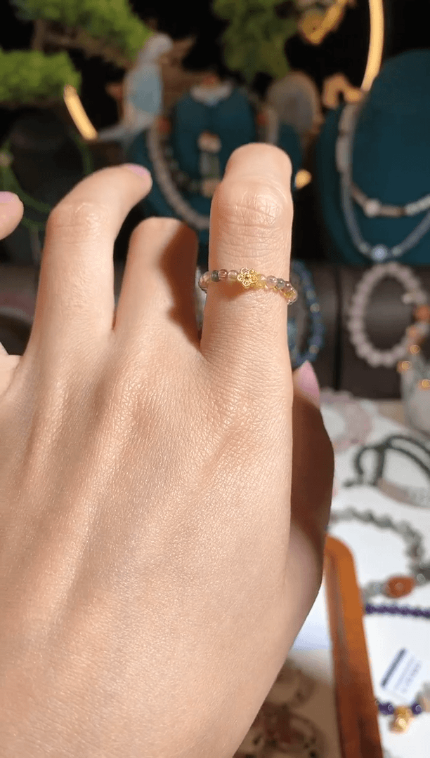 【闪购商品】碧玺戒指银S925镶嵌碧玺带小花