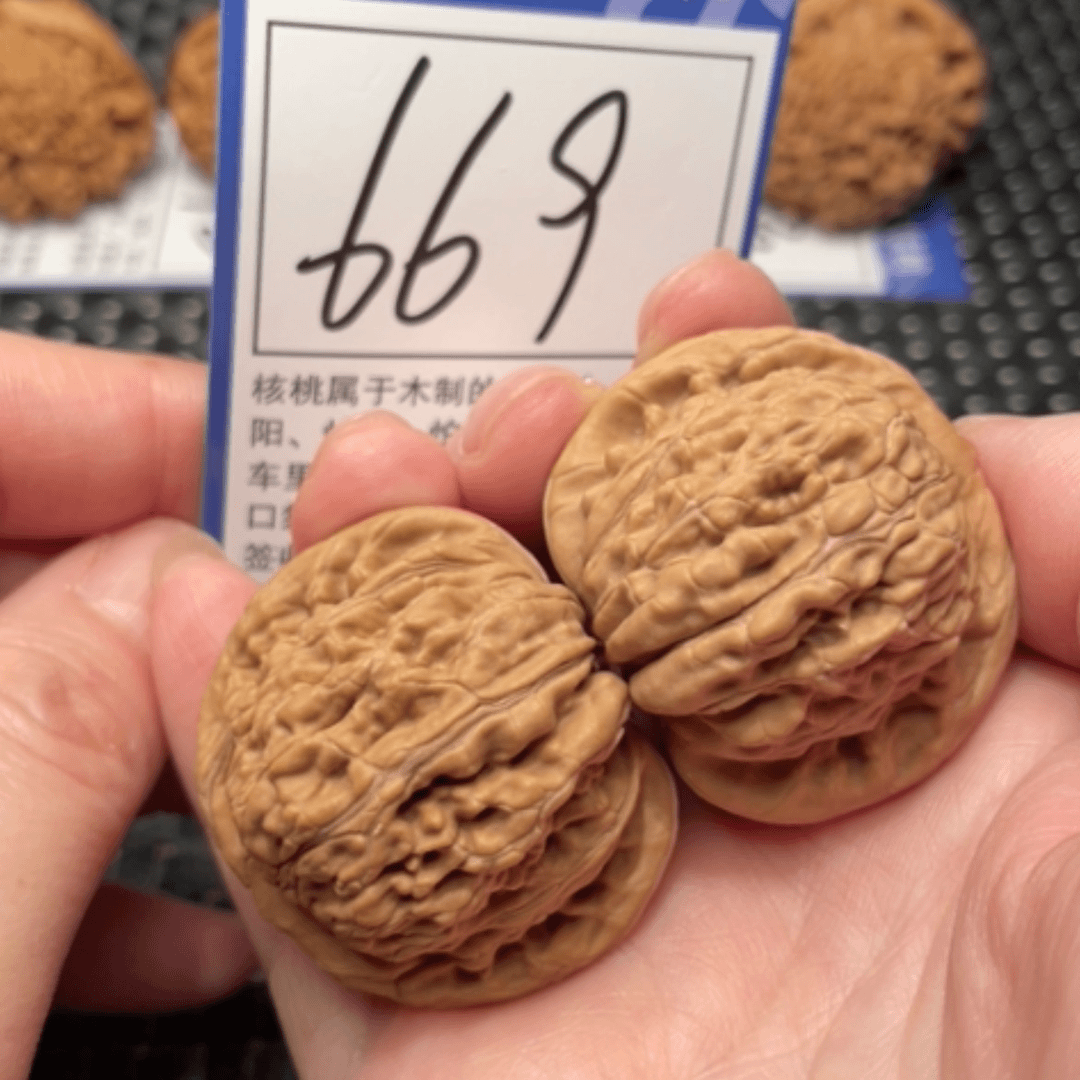 【闪购商品】文玩核桃吊坠40楼669