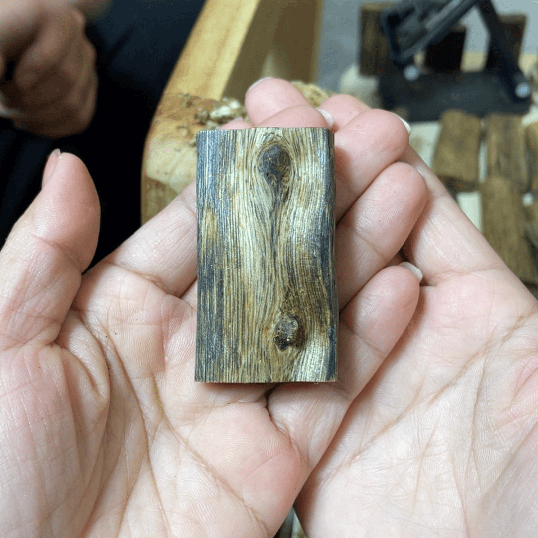 【闪购商品】沉香吊坠白棋楠吊坠12.1克